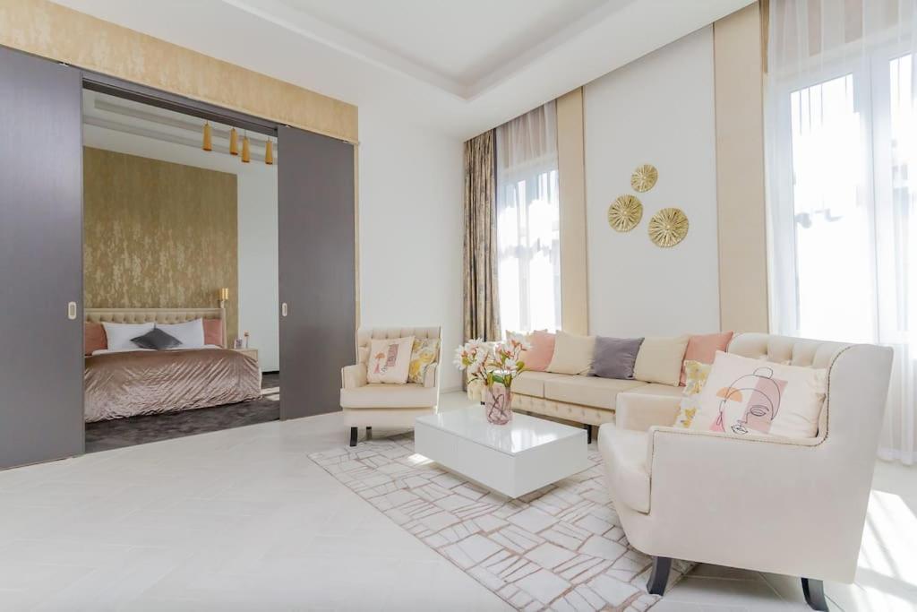 Apartment The Opulent Oasis By Newave Budapest